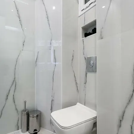 Marble Suite 40Sqm Center Ac 2Smarttv Netflix Apartament